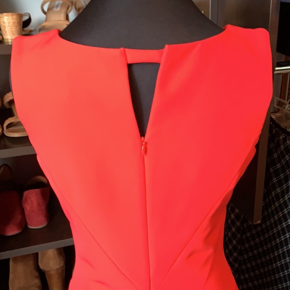 Dress - Picture 5 of 6